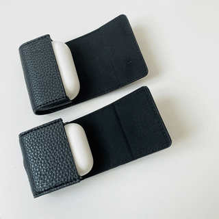 Black Line Leather Airpods Case